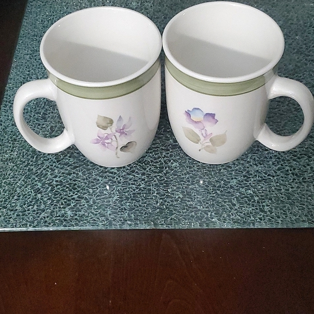 Thomson Pottery Mugs- Off White, Green Trim, Floral Design-Set of 2